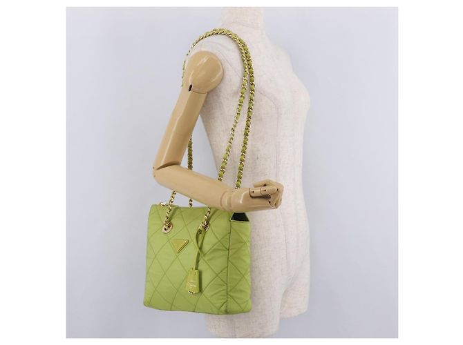PRADA Bolsa de Ombro com Corrente Nylon Lime Green Gold - vista 28