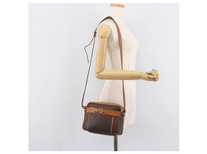 Céline CELINE Macadam Canvas Shoulder Bag PVC Leather Brown Gold - vista 29