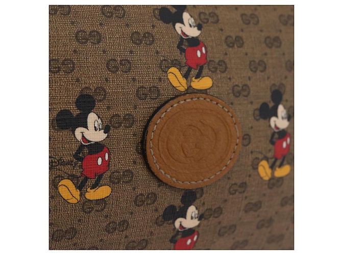 GUCCI x Disney MicroGG Mickey Mouse Shoulder Bag PVC Beige Gold - vista 17