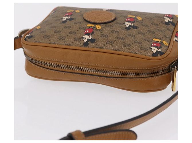 GUCCI x Disney MicroGG Mickey Mouse Shoulder Bag PVC Beige Gold - vista 6