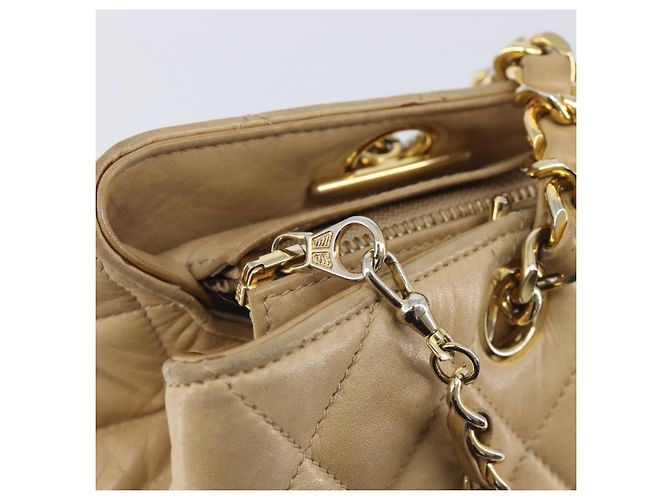 CHANEL Matelasse Chain Shoulder Bag Lamb Skin Beige Gold CC - vista 20