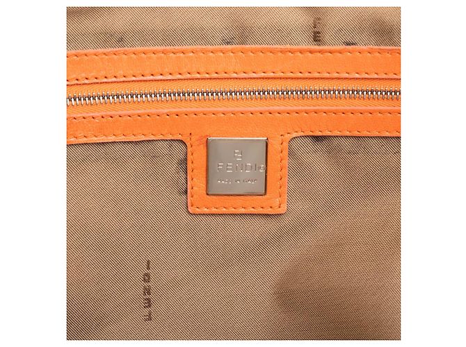 Fendi Roll Tote aus Raffia in Orange, Medium - Ansicht 5
