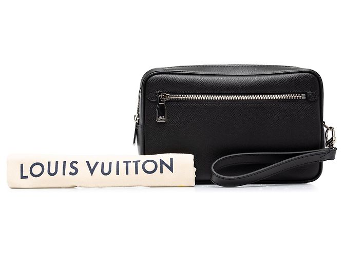 Louis Vuitton Black Taiga Pochette Kasai - vista 7