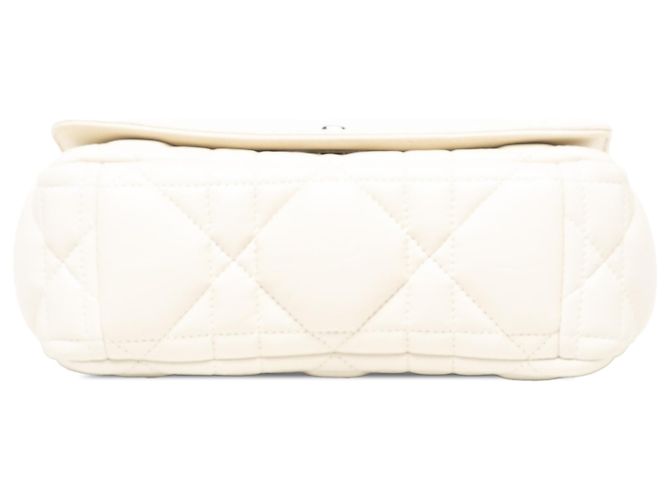 Borsa Dior Caro Small in pelle di agnello Macrocannage bianca - vista 3
