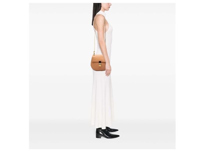 Chloé Drew Crossbody Piccola in Pelle di Agnello Martellata Marrone - vista 6