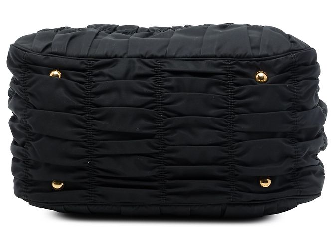 Prada Satchel aus schwarzem Tessuto Gaufre - Ansicht 3