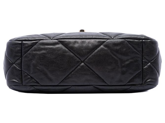 Chanel 19 Flap Medium aus schwarzem Lammleder - Ansicht 3