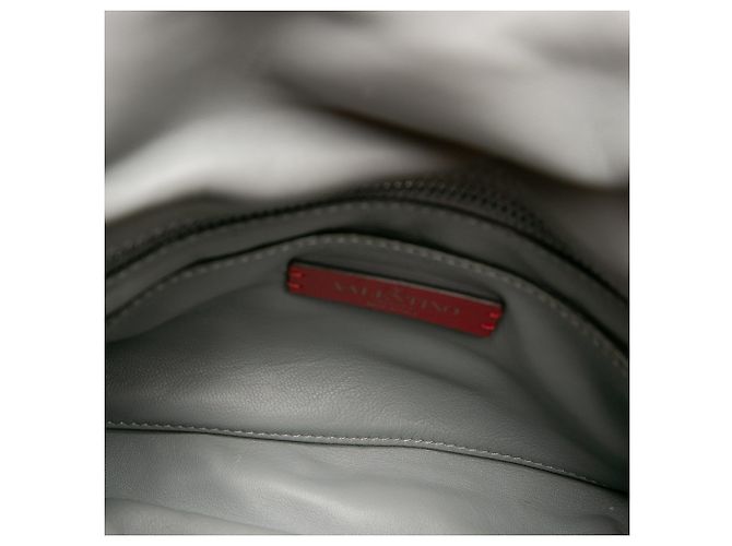 Valentino Gray Medium Nappa Rockstud Spikeme Flap Crossbody - vista 4