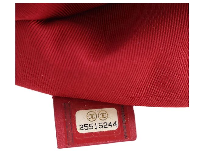 Chanel Gabrielle O Case Clutch in pelle di vitello invecchiata matelassé nera Medium - vista 8