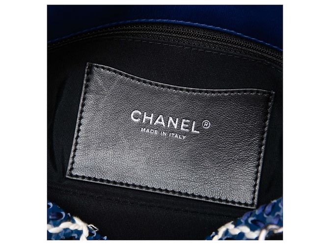 Borsa Bowling Chanel Blue Medium Patent Stitch Just Mademoiselle - vista 5
