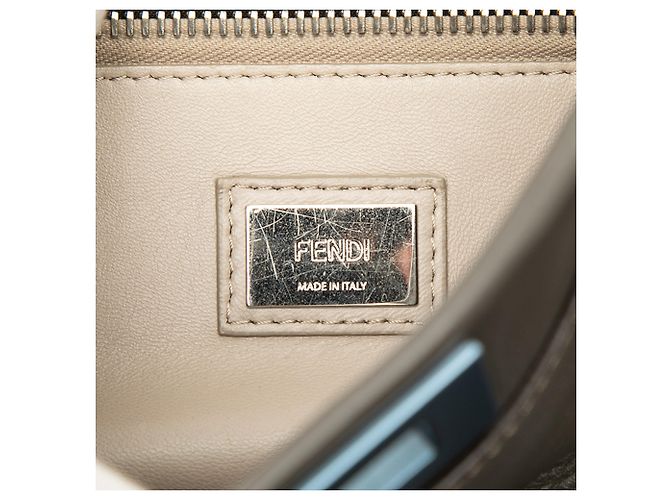 Fendi Peekaboo Iconic Satchel aus Leder in Grau, Größe Medium - Ansicht 5