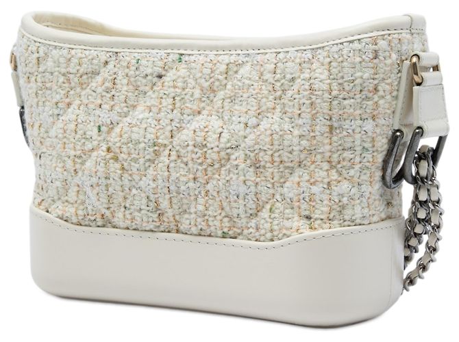 Chanel Gabrielle Crossbody Small em Tweed e Pele de Vitela Castanho - vista 2