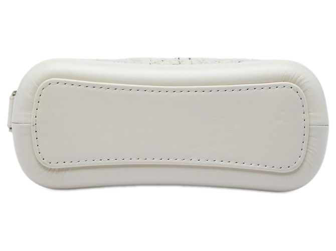 Chanel Gabrielle Crossbody Small em Tweed e Pele de Vitela Castanho - vista 3
