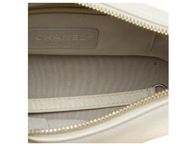 Chanel Gabrielle Crossbody Small em Tweed e Pele de Vitela Castanho - vista 4