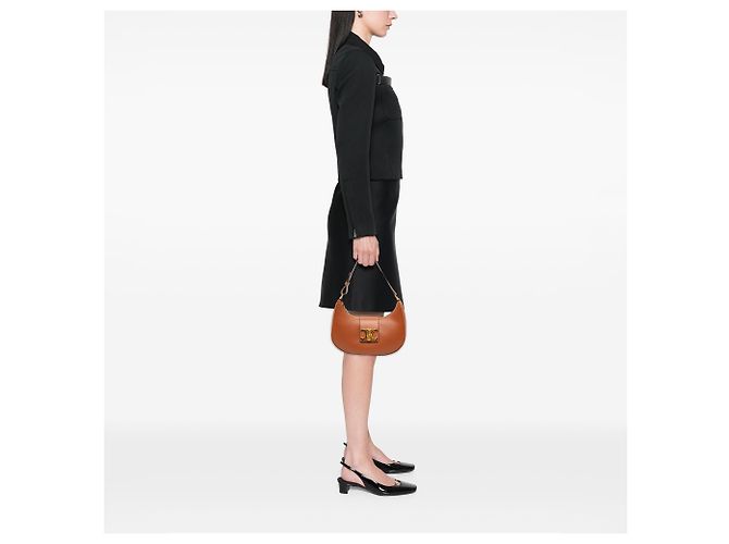 Céline Celine Ava Triomphe Schultertasche aus glattem Kalbsleder, Brown Medium - Ansicht 5