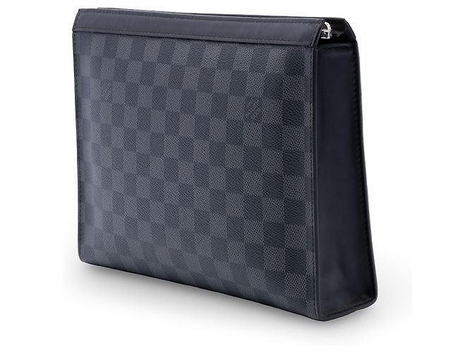 Louis Vuitton Black Damier Graphite Pochette Voyage MM - vista 2