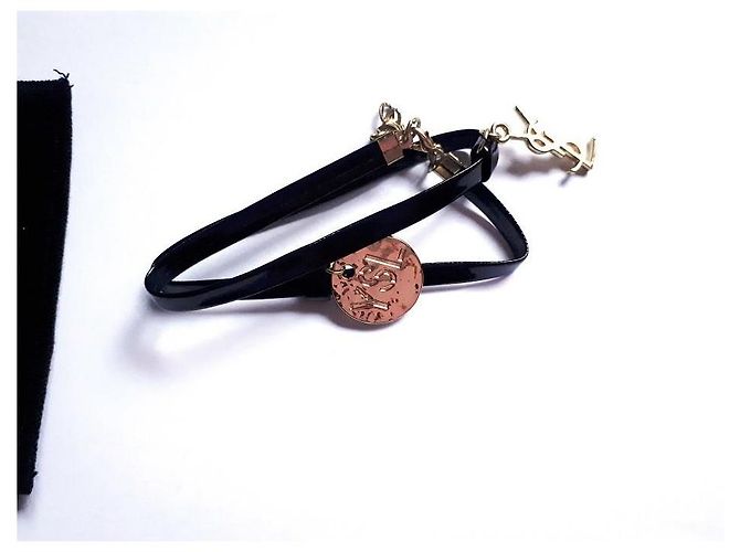Autre Marque Bracciale Saint Laurent con ciondolo YSL - vista 5