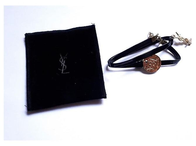 Autre Marque Bracciale Saint Laurent con ciondolo YSL - vista 6