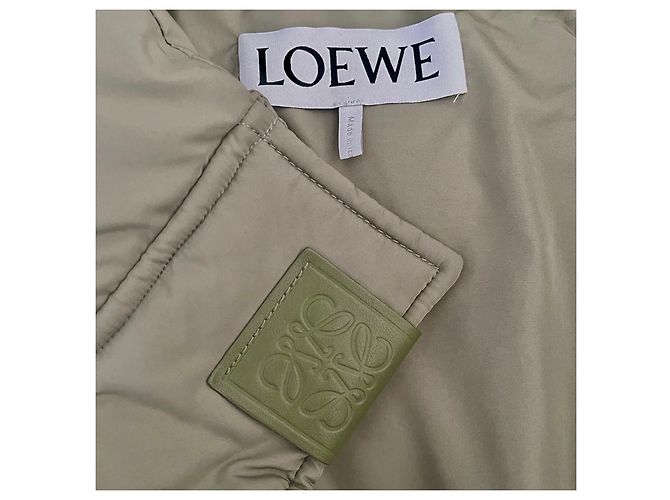 Loewe Chaqueta Acolchada Larga - Verde Caqui - vista 11