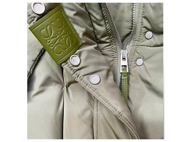 Loewe Chaqueta Acolchada Larga - Verde Caqui - vista 13