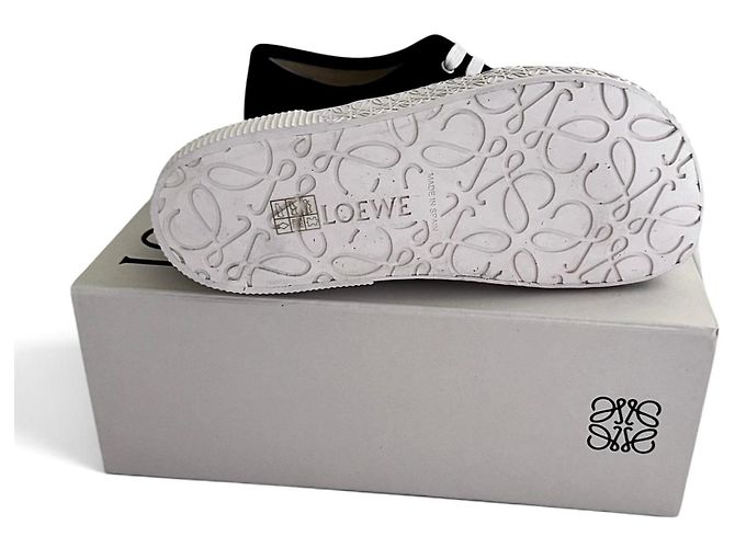 Loewe Baskets en toile noire - vue 15