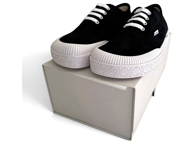 Loewe Baskets en toile noire - vue 18