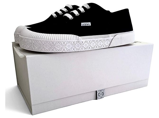 Loewe Baskets en toile noire - vue 20