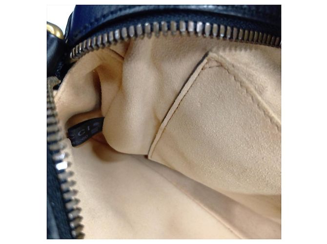 Gucci Borsa Camera GG Marmont Small in pelle matelassé Nera - vista 10