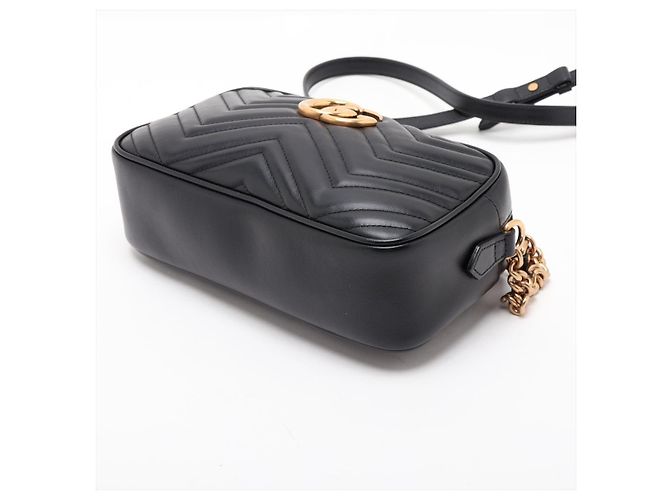 Gucci Borsa Camera GG Marmont Small in pelle matelassé Nera - vista 3