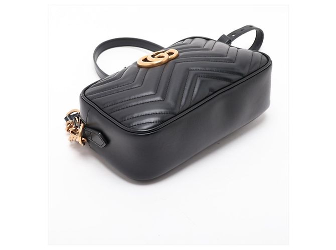 Gucci Borsa Camera GG Marmont Small in pelle matelassé Nera - vista 4