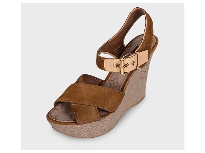 Sandali platform Monogram in camoscio marrone Louis Vuitton EU 41 usati - vista 3