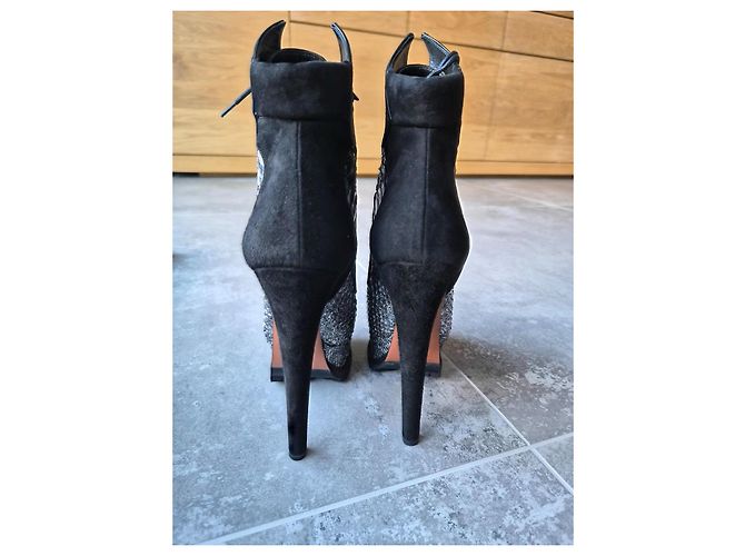 Alaïa Bottines à lacets en daim et cuir python argenté - vue 6