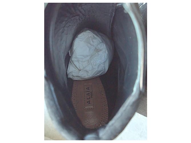 Alaïa Bottines à lacets en daim et cuir python argenté - vue 9