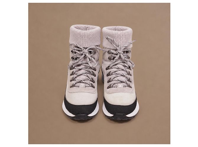 Chanel Sneakers Alte in Camoscio Beige e Maglia - vista 2