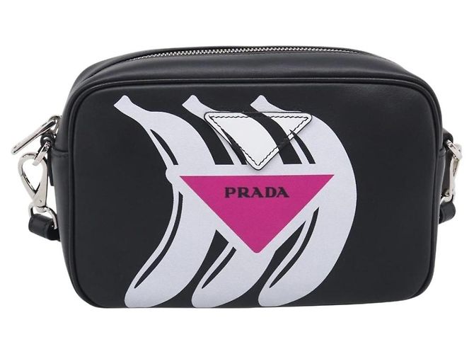PRADA Shoulder Bag Leather Black Silver Auth 209770M - Jerrillo - vista 2