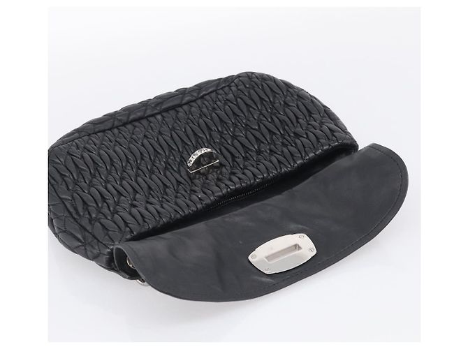 Miu Miu Matelasse Chain Shoulder Bag Leather Black Silver Auth ka6947V - Jerrillo - vista 10