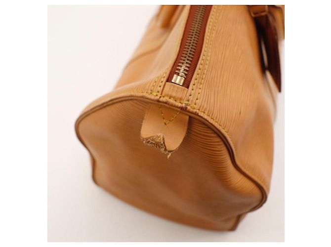 Louis Vuitton Keepall 45 Sac de voyage en cuir Epi - vue 9
