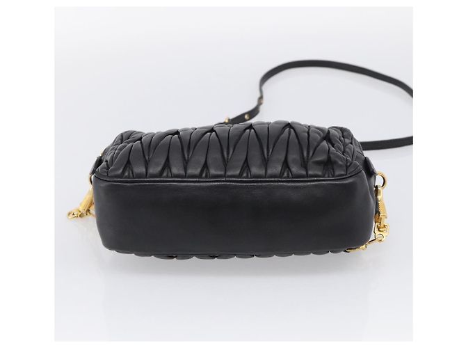 Miu Miu Matelasse Shoulder Bag Leather 2way Black Gold Auth 213449A - Jerrillo - vista 5