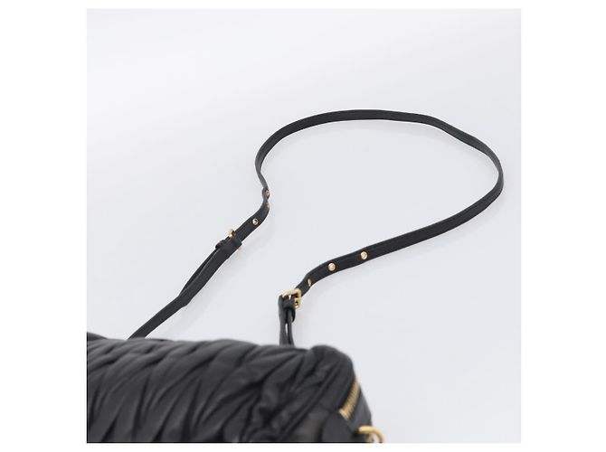 Miu Miu Matelasse Shoulder Bag Leather 2way Black Gold Auth 213449A - Jerrillo - vista 8