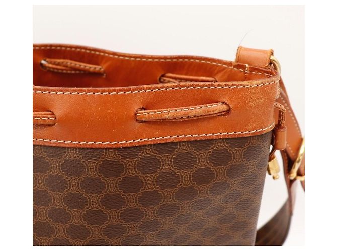 Céline Celine Monogram Bucket Bag aus Leder Braun - Ansicht 9