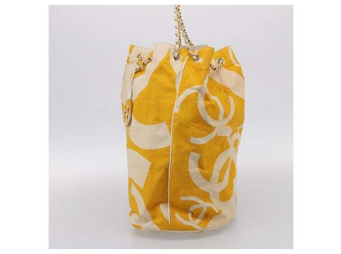 CHANEL Drawstring Chain Shoulder Bag Canvas Yellow Gold Tone CC Auth BA16485 - Jerrillo - vista 5
