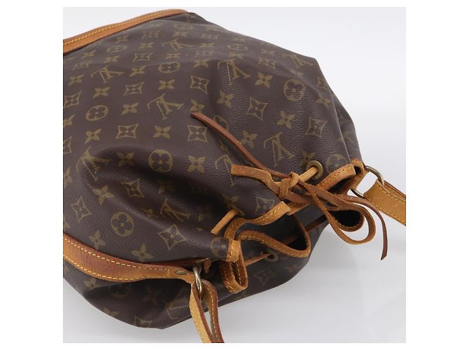 LOUIS VUITTON Monogram Noe Shoulder Bag M42224 LV Auth RV002 - Jerrillo - vista 6