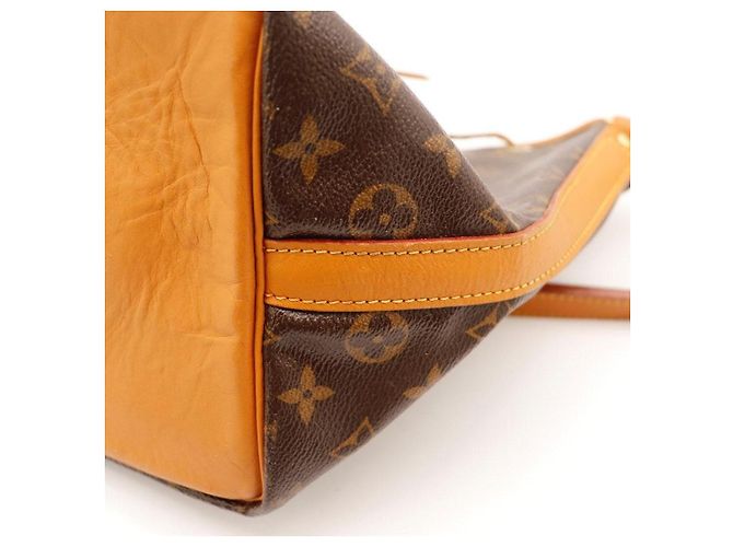 Bolso bucket Louis Vuitton Noe Monogram Canvas - vista 7
