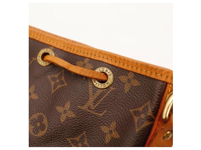Bolso bucket Louis Vuitton Noe Monogram Canvas - vista 8