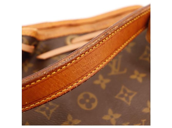 Louis Vuitton Monogram Noe Beuteltasche aus Leder braun - Ansicht 10