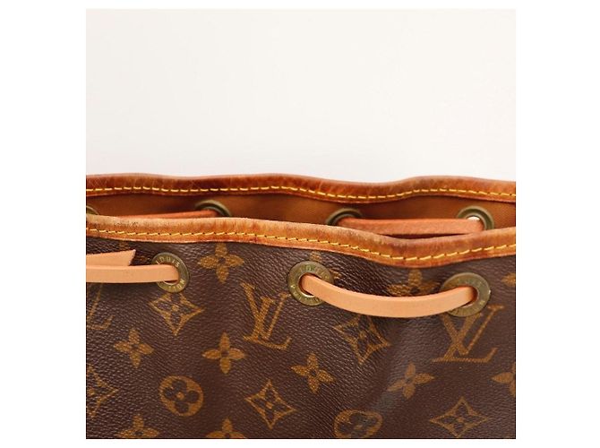 Sac seau Louis Vuitton Noe Monogram Canvas - vue 6