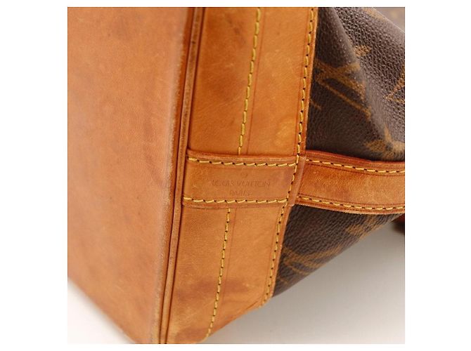 Louis Vuitton Monogram Noe Beuteltasche aus Leder Braun - Ansicht 7