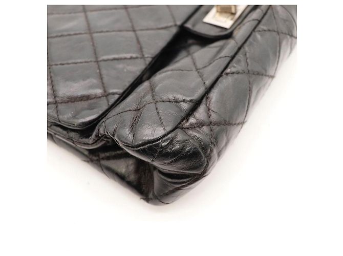 Bolsa de aba Chanel 2.55 em couro preto - vista 11