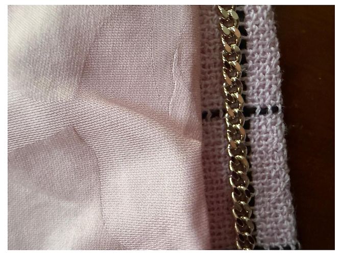 Veste sans manches en tweed à carreaux rose Chanel - vue 10