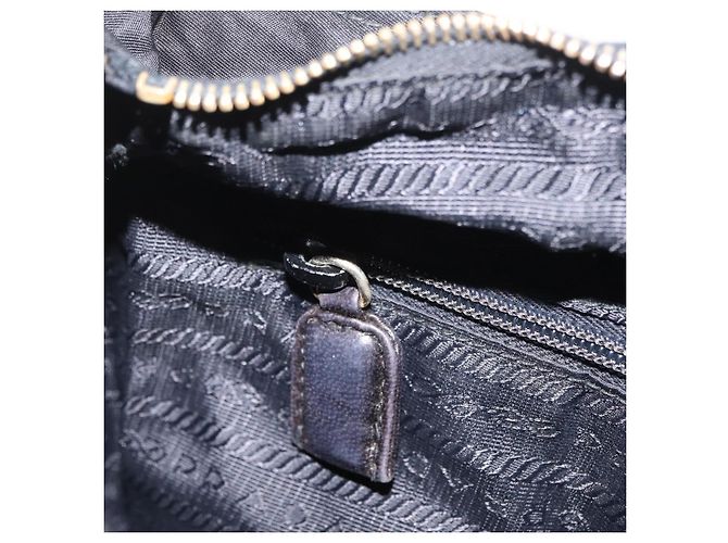 PRADA Schultertasche mit Kette Nylon Black Gold - Ansicht 22